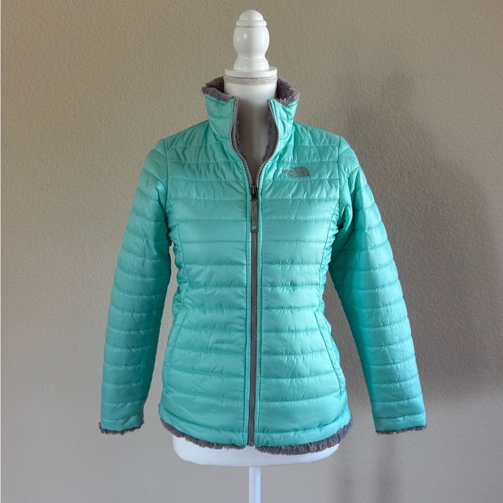 The North Face Green Puffer Jacket Lightweight Weather-Resistant